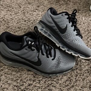 Nike Men’s/kids Black and Gray Athletic Shoes